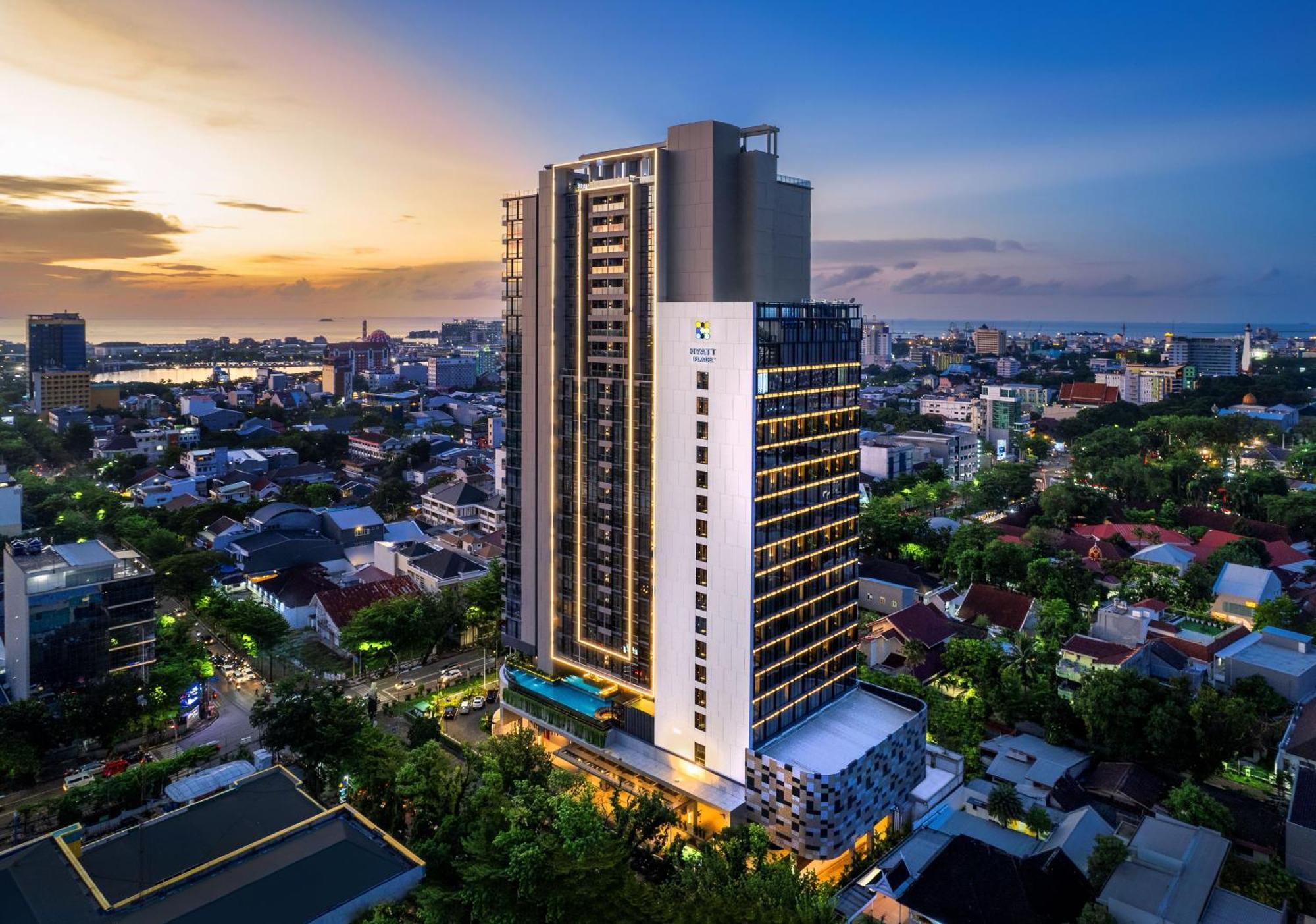 Hyatt Place Makassar Kültér fotó