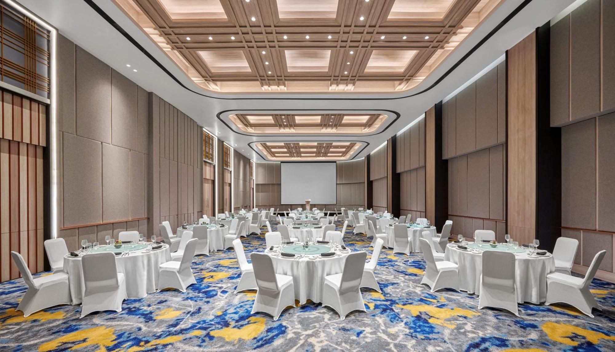 Hyatt Place Makassar Kültér fotó