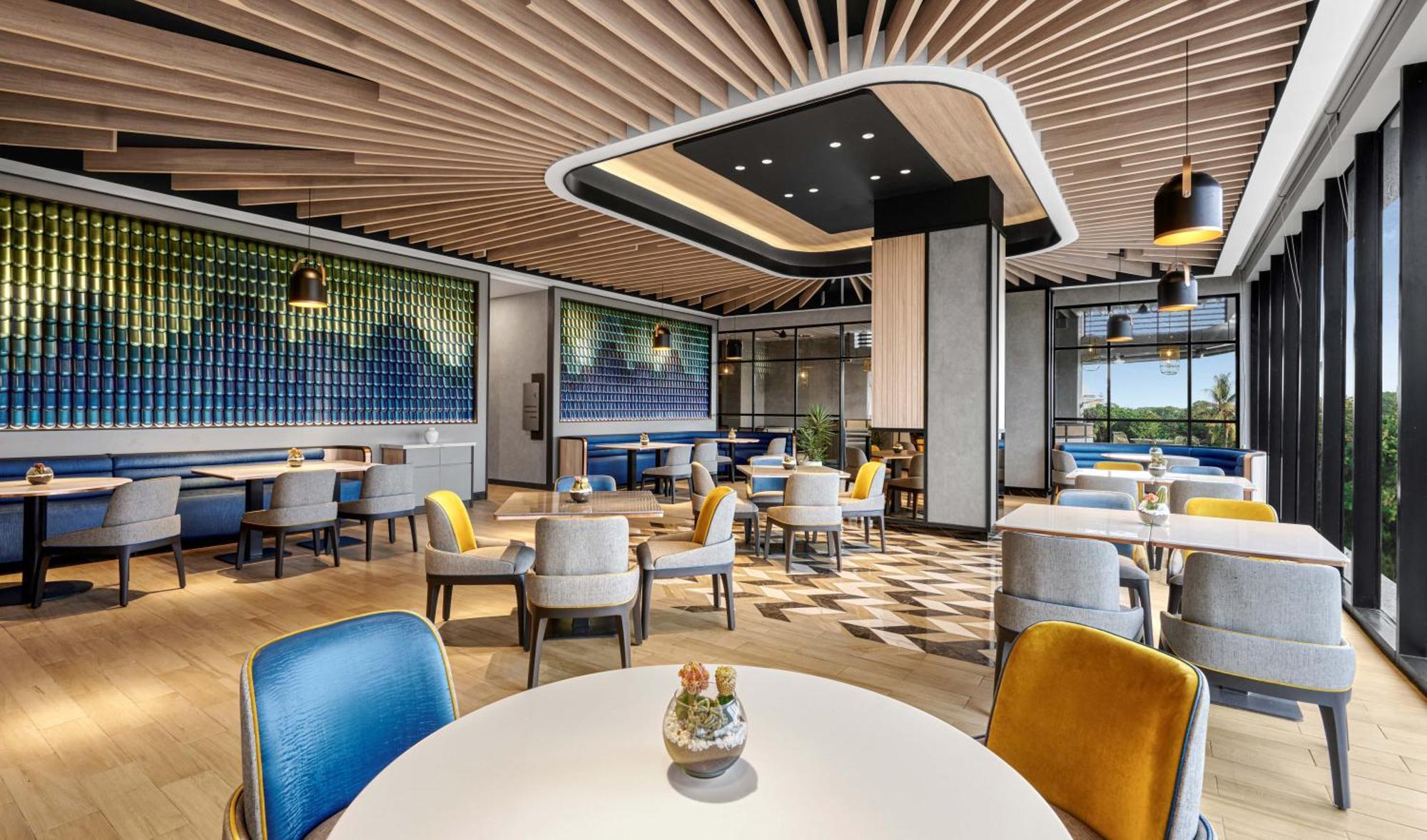 Hyatt Place Makassar Kültér fotó